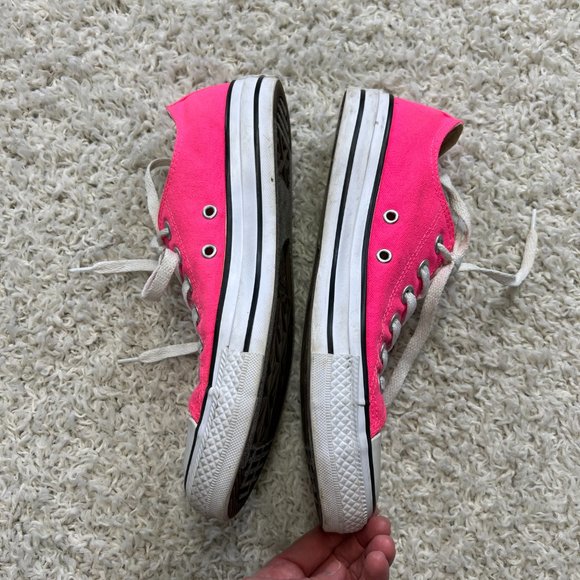 Converse Womens 8 Pink Low Top Lace Up - Picture 5 of 9